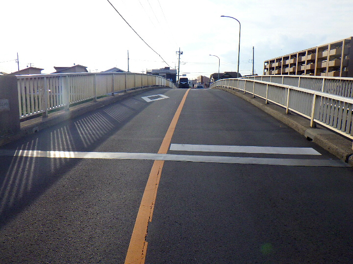 橋りょう施設の維持管理を行っています