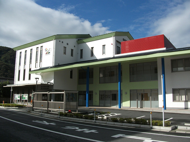 昭和公民館移転新築事業（一部充当）