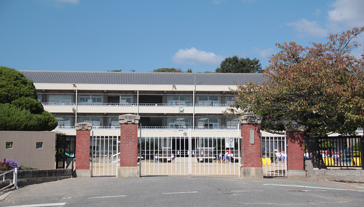 学校施設改修事業（一部充当）