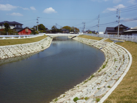 河川改修を行いました