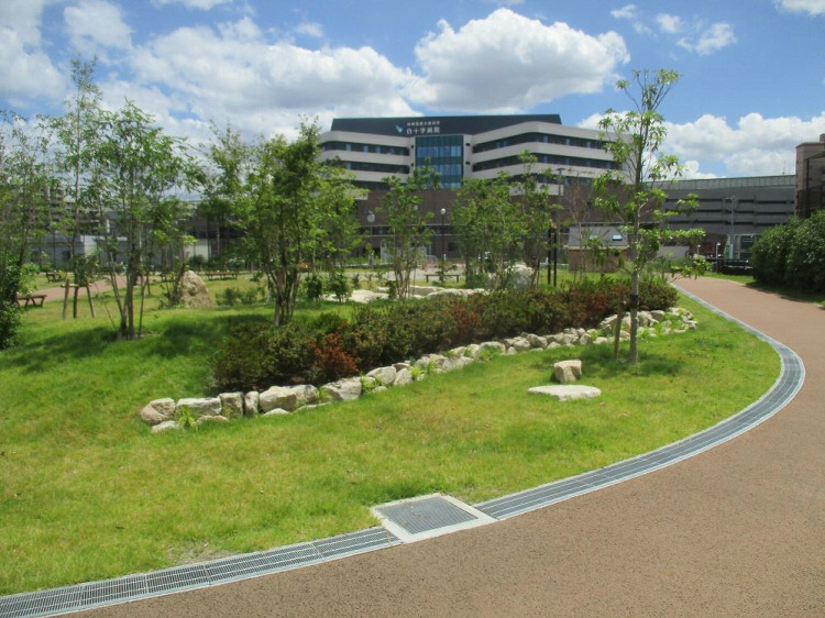 石丸中央公園を供用を開始しました