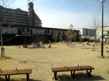 石丸中央公園を供用を開始しました