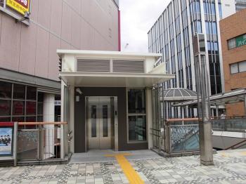 府中駅北側エレベーター